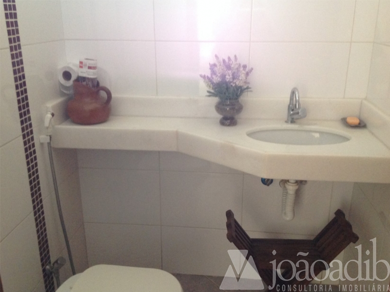 Casa Centro Acima - Comercial & Residencial 