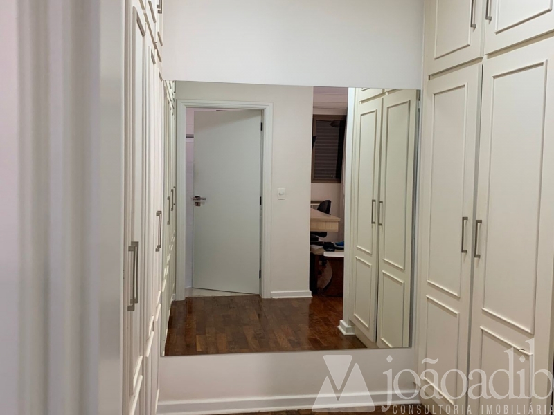 Apartamento Centro Acima