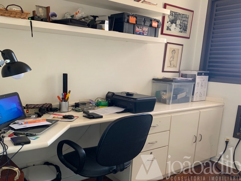 Apartamento Centro Acima