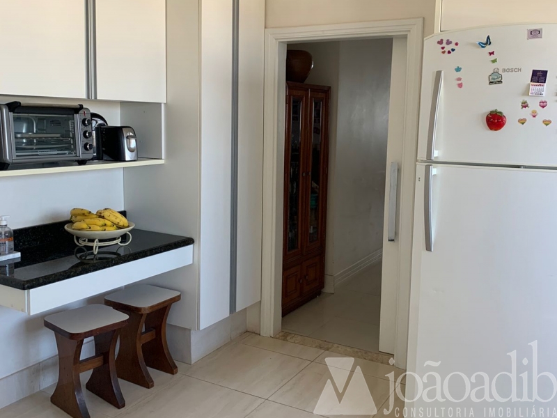 Apartamento Centro Acima