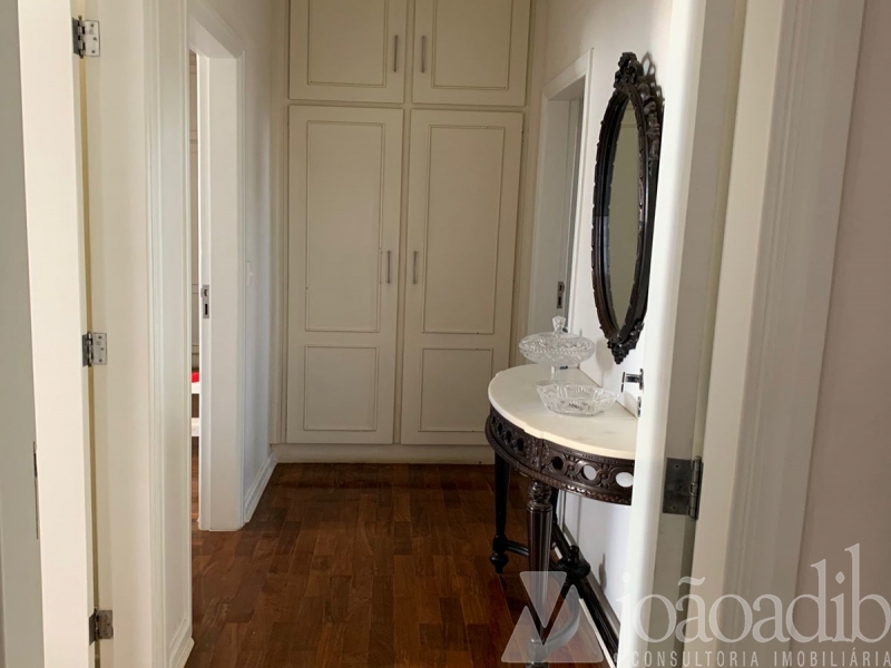 Apartamento Centro Acima